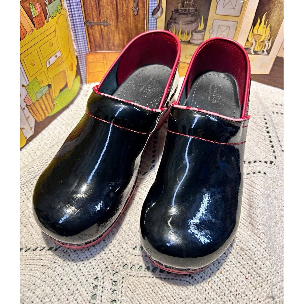 Sanita San Flex Womens US 11 Black Red Patent Leather Slip On Comfort Clogs